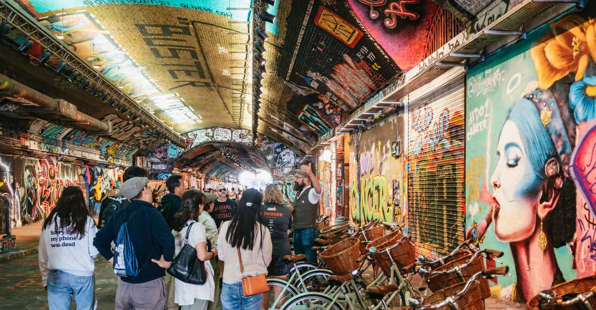 Tour image for London: Landmarks & Secrets Bike Tour with Pub & Street Art